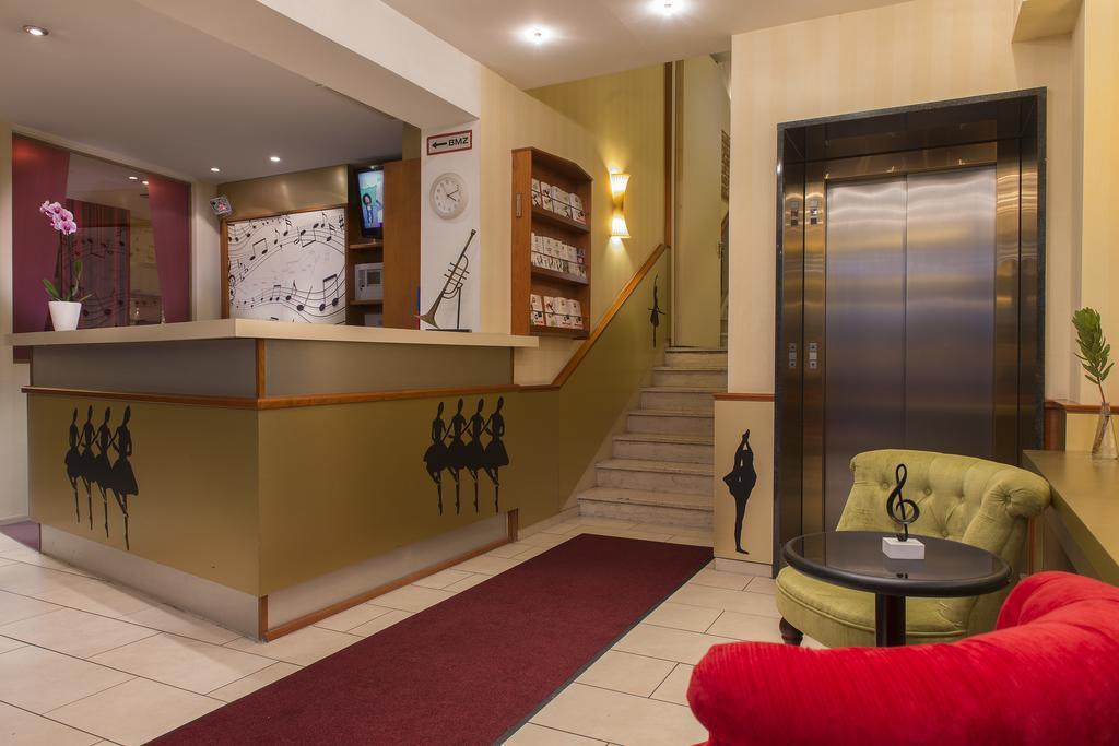 Ibis Styles An Der Oper 3* Berlijn