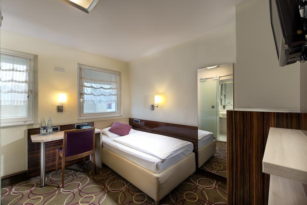 Ibis Styles An Der Oper Hotel 3*