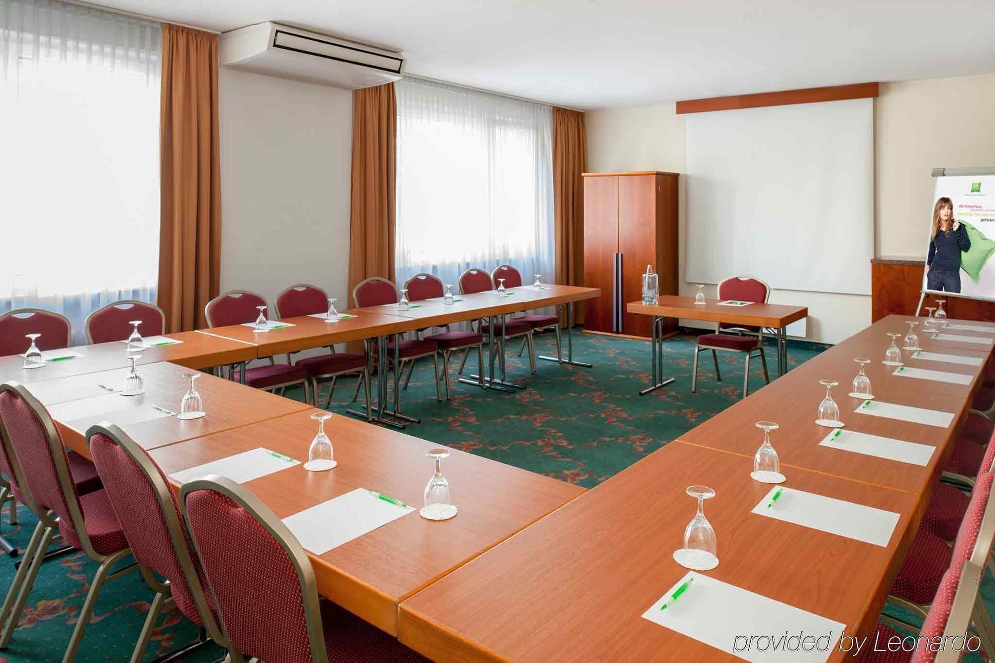 Ibis Styles An Der Oper Hotel 3*