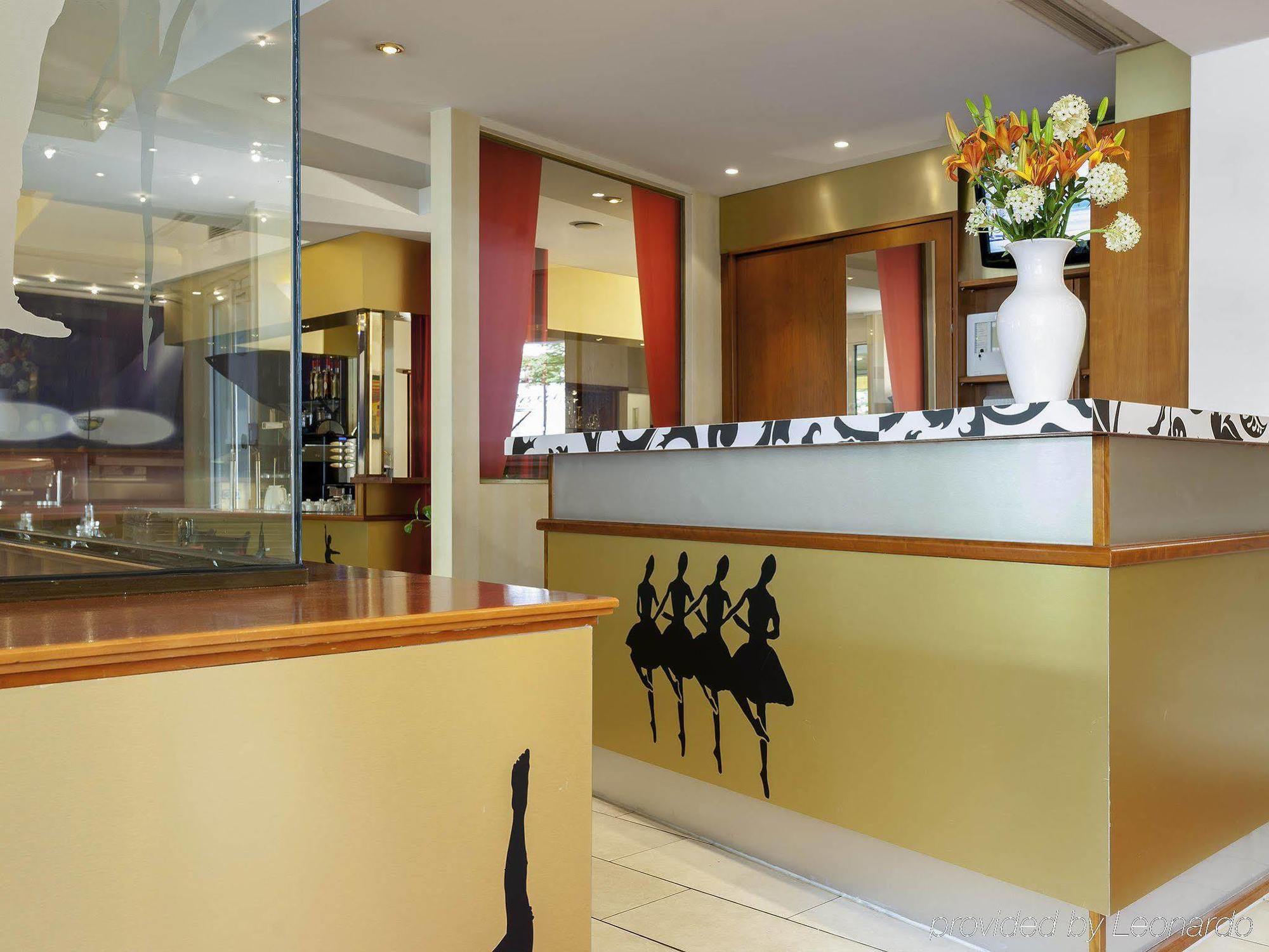 Ibis Styles An Der Oper 3* Berlijn